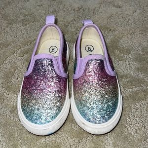 Super Cute Toddler Slip Ons Size 6